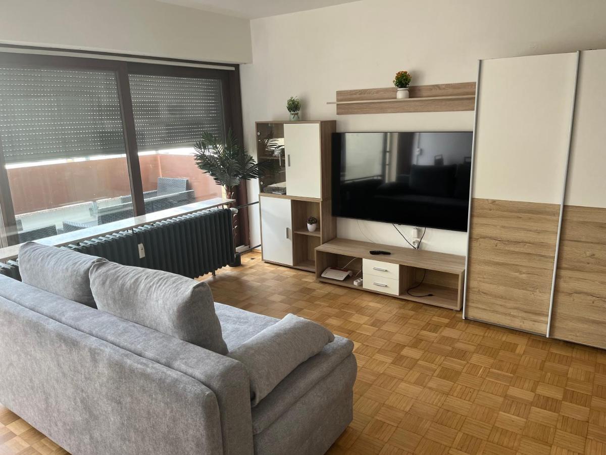 Apartment Naehe Hauptbahnhof Und Innenstadt Würzburg Dış mekan fotoğraf